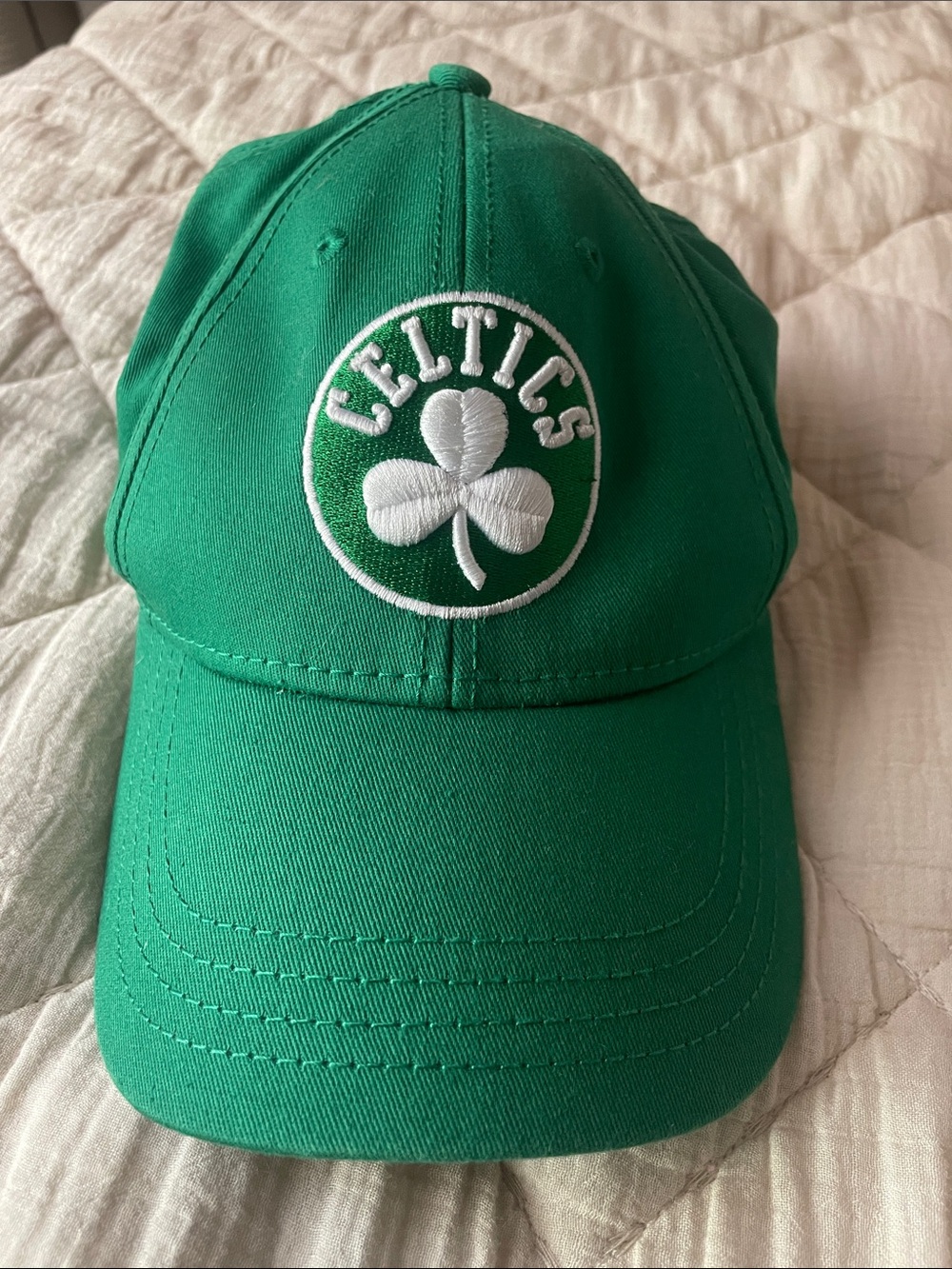 NBA Boston Celtics Green Baseball Cap with White Shamrock Logo